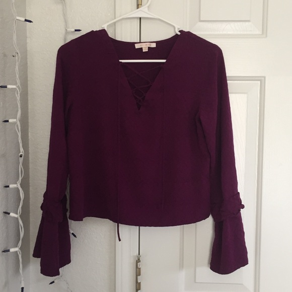 Deep purple modern top - Picture 1 of 3